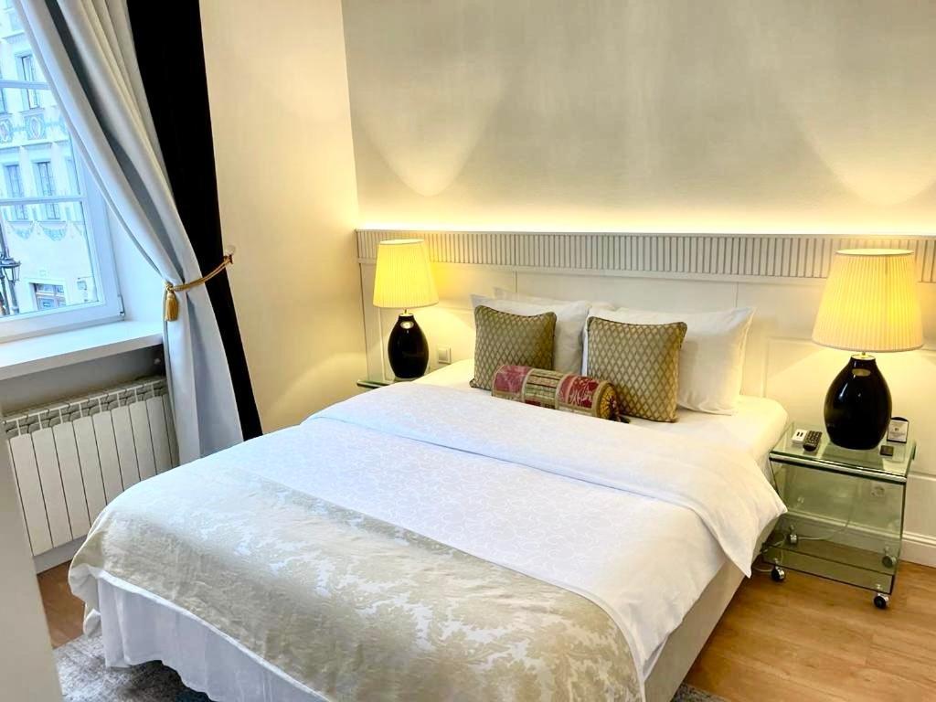 Luxury Apartments Mondrian Market Square III Warszawa Rum bild