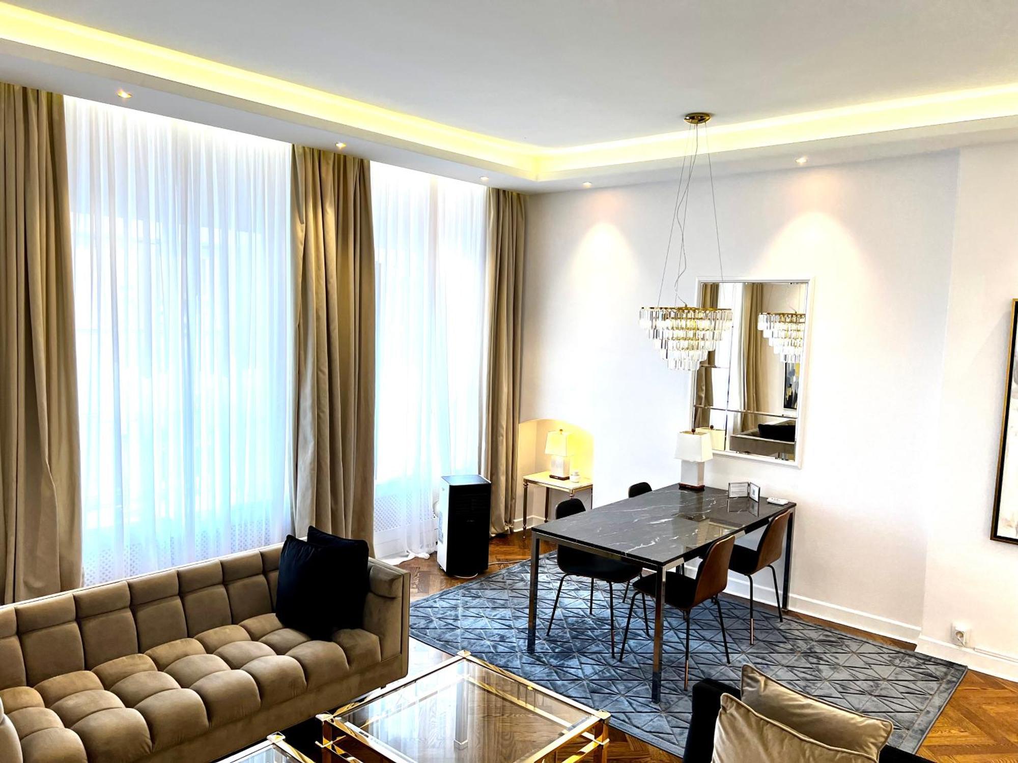 Luxury Apartments Mondrian Market Square III Warszawa Rum bild
