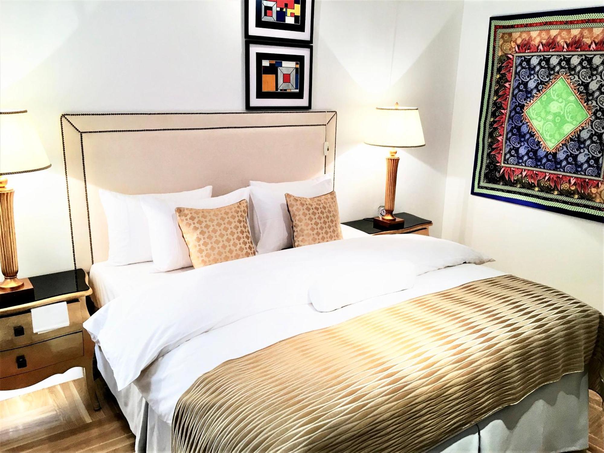 Luxury Apartments Mondrian Market Square III Warszawa Rum bild